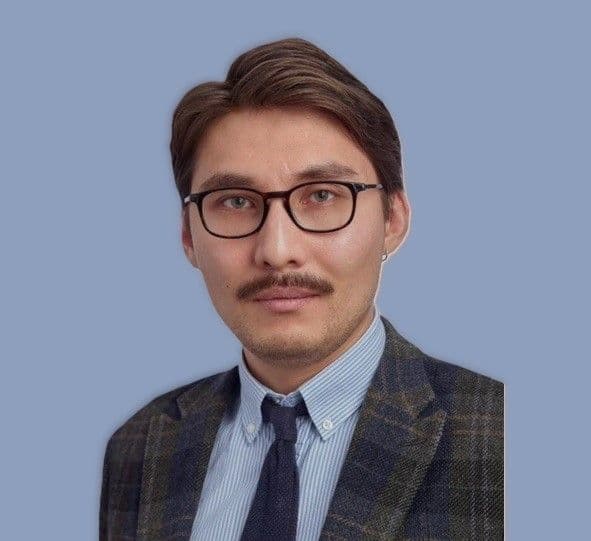 Алексеев Тимур  руководитель центра ИИ Арктического государственного института культуры и искусств